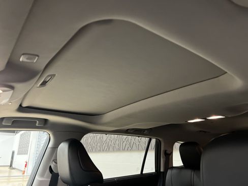 Used 2024 Toyota Highlander XLE image 20
