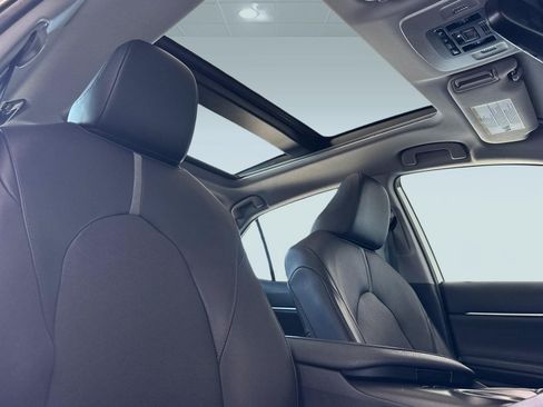 Certified 2021 Toyota Camry XSE FWD image 23