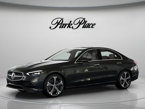 Used 2026 Mercedes-Benz C 300 Sedan image 2