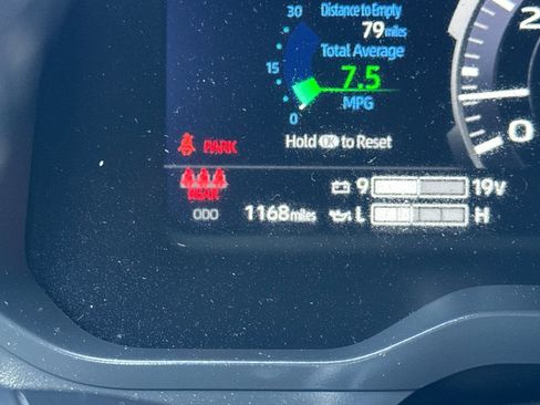 Used 2025 Toyota Tundra Limited image 26