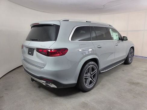 New 2026 Mercedes-Benz GLS 450 4MATIC image 4