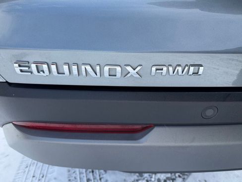 Used 2025 Chevrolet Equinox LT w/ Convenience Package II image 11