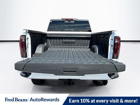 New 2026 GMC Sierra 2500 AT4 w/ AT4 Premium Plus Package AWD/4WD image 31