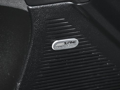 Used 2022 Dodge Challenger SRT Hellcat w/ Plus Package image 11