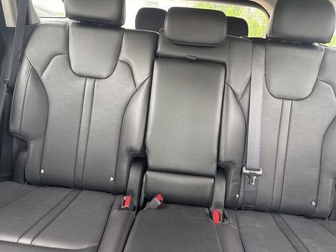 Used 2024 Kia Sorento S AWD/4WD image 10