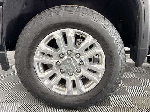 Used 2022 GMC Sierra 2500 Denali w/ Technology Package AWD/4WD image 64