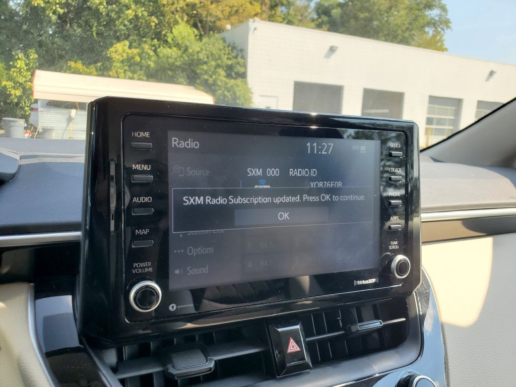 Used 2022 Toyota Corolla LE FWD image 21