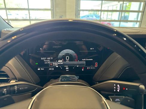 New 2026 GMC Yukon Denali w/ Denali Reserve Package AWD/4WD image 31