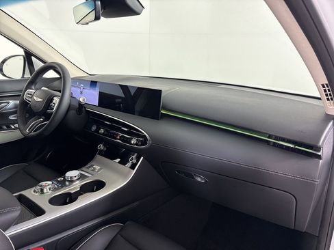 New 2026 Genesis GV70 2.5T Advanced AWD/4WD image 13