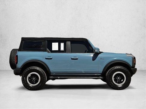 Used 2022 Ford Bronco Outer Banks w/ Sasquatch Package AWD/4WD image 4