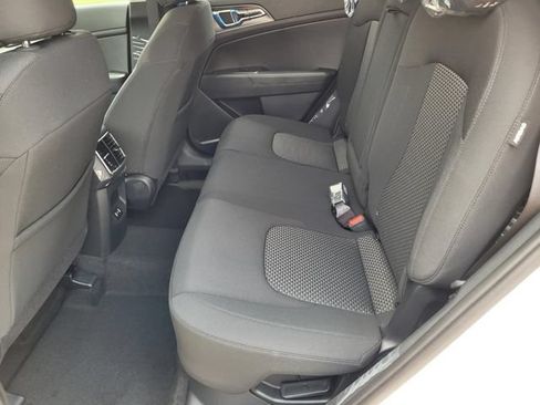 New 2026 Kia Sportage LX FWD image 10