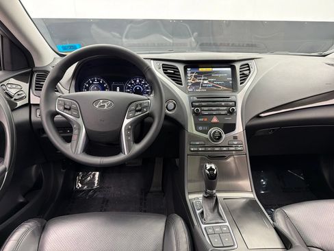 Used 2017 Hyundai Azera Limited FWD image 7