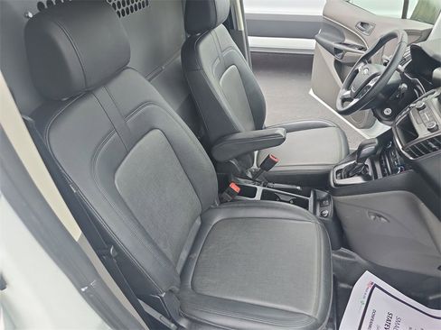 Used 2020 Ford Transit Connect XL image 29
