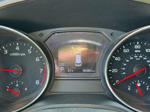 Used 2021 Kia Sedona EX FWD image 21