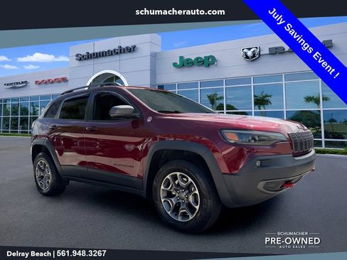 Used 2020 Jeep Cherokee Trailhawk w/ Cold Weather Group AWD/4WD image 1