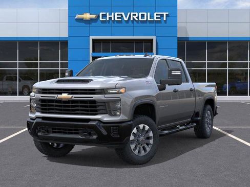 New 2026 Chevrolet Silverado 2500 Custom w/ Z71 Off-Road Package image 6
