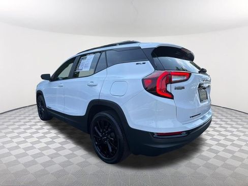 Used 2023 GMC Terrain SLE w/ Driver Convenience Package FWD image 7