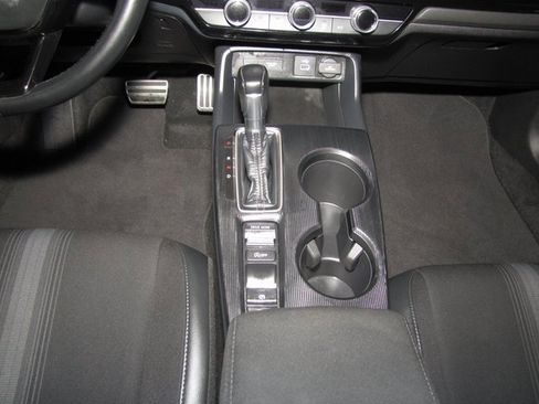 Certified 2022 Honda Civic Sport image 15