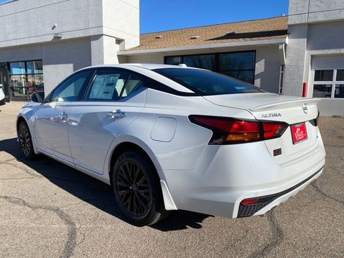 New 2025 Nissan Altima 2.5 SV w/ SV Special Edition Package image 3