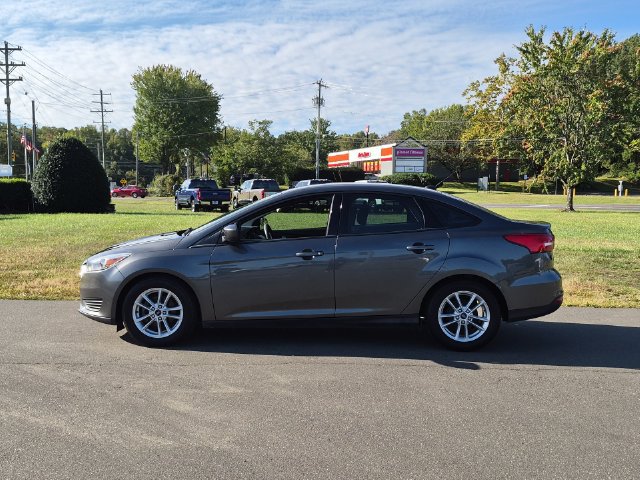 Used 2018 Ford Focus SE FWD image 10