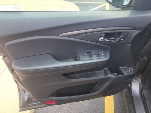 Used 2019 Honda Pilot EX-L image 17