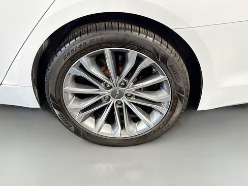 Used 2016 Hyundai Genesis 3.8 RWD image 37