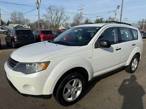 Used 2008 Mitsubishi Outlander ES image 5