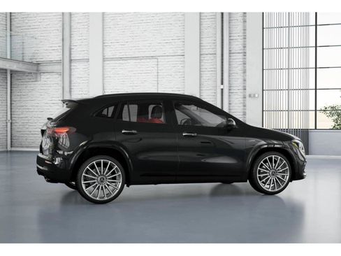 New 2026 Mercedes-Benz GLA 35 AMG 4MATIC image 17