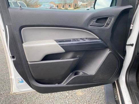 Used 2020 Chevrolet Colorado W/T image 9