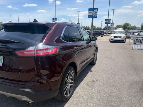 Used 2021 Ford Edge Titanium FWD image 5