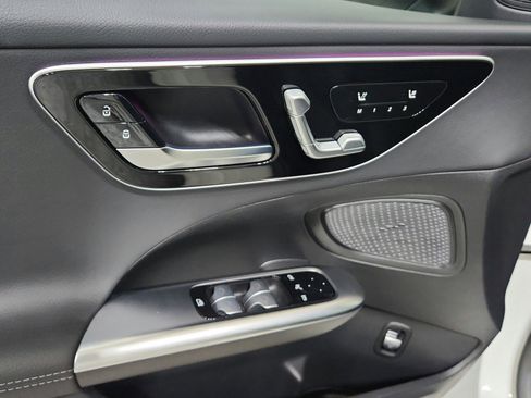 Certified 2025 Mercedes-Benz C 300 Sedan image 26