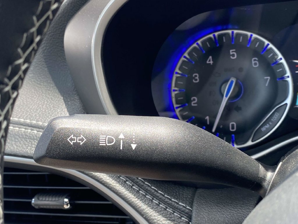 New 2027 Chrysler Pacifica Select FWD image 55
