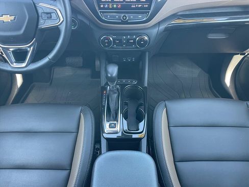Used 2022 Chevrolet TrailBlazer ACTIV w/ Convenience Package FWD image 17