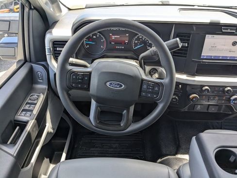 New 2025 Ford F550 4x4 Crew Cab Super Duty image 14