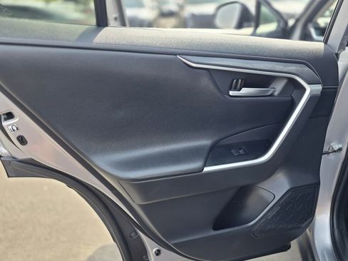 Used 2020 Toyota RAV4 Limited w/ Carpet Mat Package AWD/4WD image 21