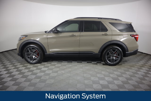 New 2026 Ford Explorer ST-Line w/ ST-Line Street Pack AWD/4WD image 6