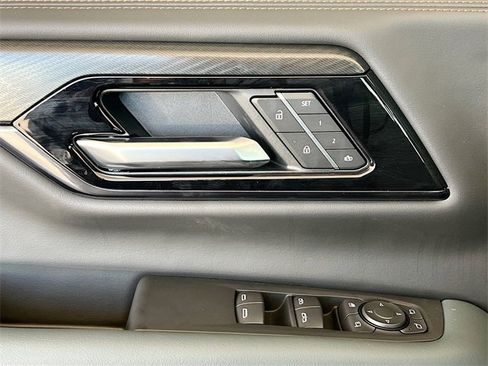 New 2026 GMC Yukon XL AT4 w/ AT4 Premium Package image 13