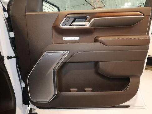 Certified 2025 GMC Sierra 1500 Denali AWD/4WD image 20