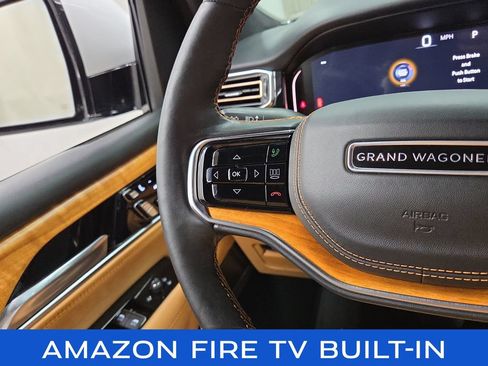 Used 2022 Jeep Grand Wagoneer Series III w/ Rear-Seat Entertainment Group AWD/4WD image 22