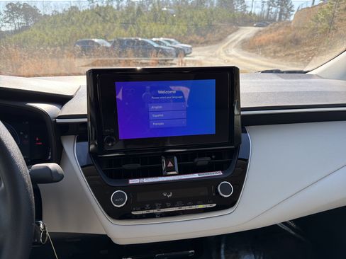 Used 2026 Toyota Corolla LE image 26