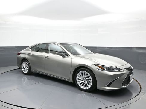 Used 2019 Lexus ES 350 w/ Accessory Package 2 FWD image 4
