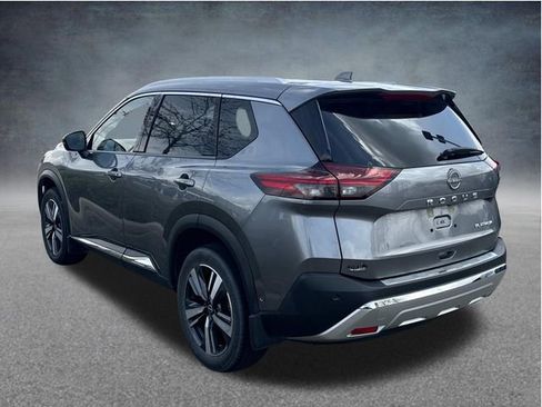 Used 2023 Nissan Rogue Platinum w/ Platinum Premium Package FWD image 7