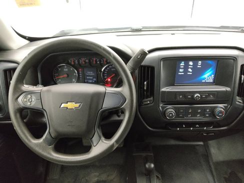 Used 2018 Chevrolet Silverado 1500 Custom w/ Trailering Package AWD/4WD image 22