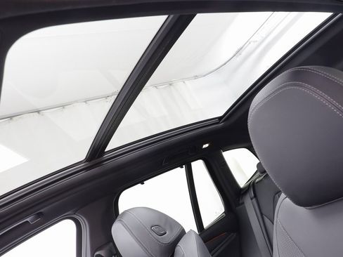 Certified 2024 BMW X3 xDrive30i w/ Premium Package w/ZPA image 15