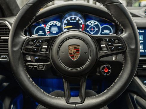 Used 2023 Porsche Cayenne Turbo GT image 14