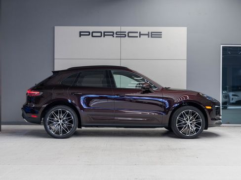 Used 2026 Porsche Macan image 8