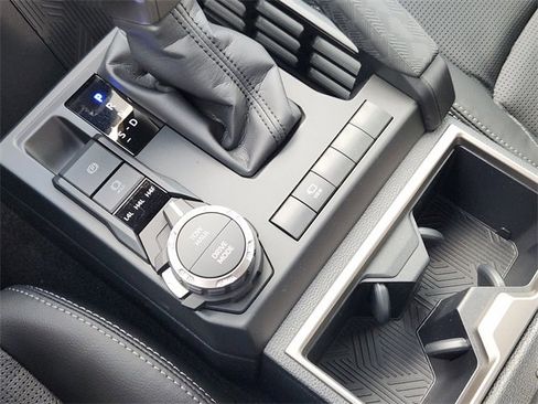 New 2025 Toyota 4Runner Limited image 15