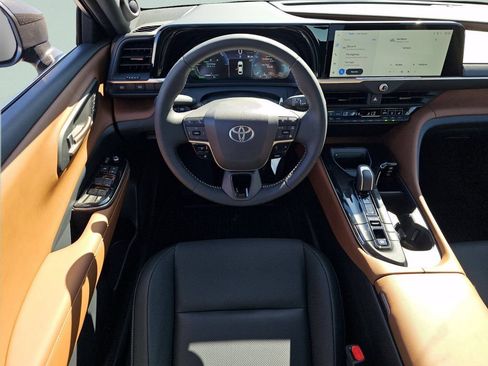 New 2026 Toyota Crown AWD/4WD image 4