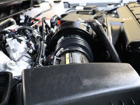 Used 2024 GMC Sierra 2500 SLE image 72