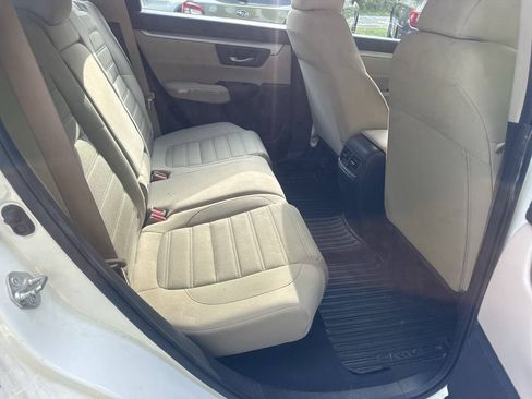 Used 2017 Honda CR-V LX image 11